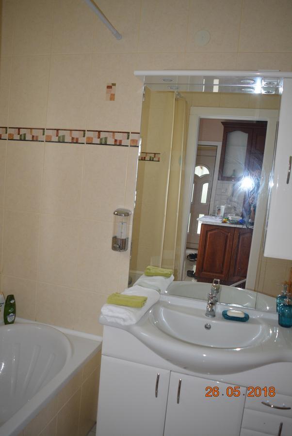 Berettyo Central Apartment Berettyoujfalu Ngoại thất bức ảnh