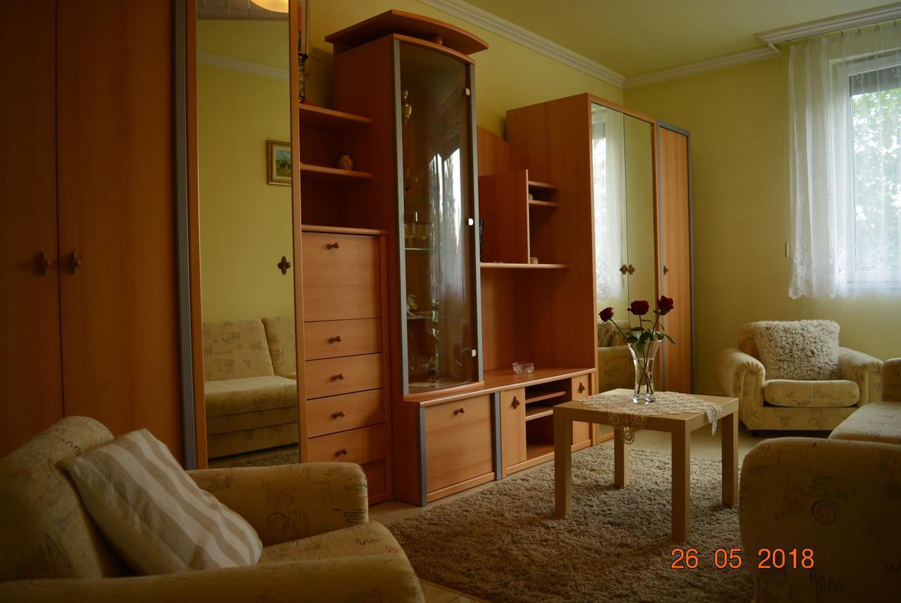 Berettyo Central Apartment Berettyoujfalu Ngoại thất bức ảnh